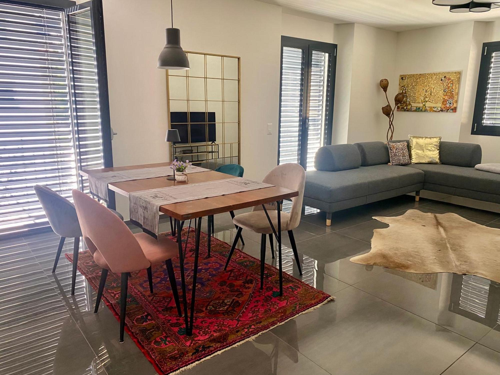 Glbcube Apartment *